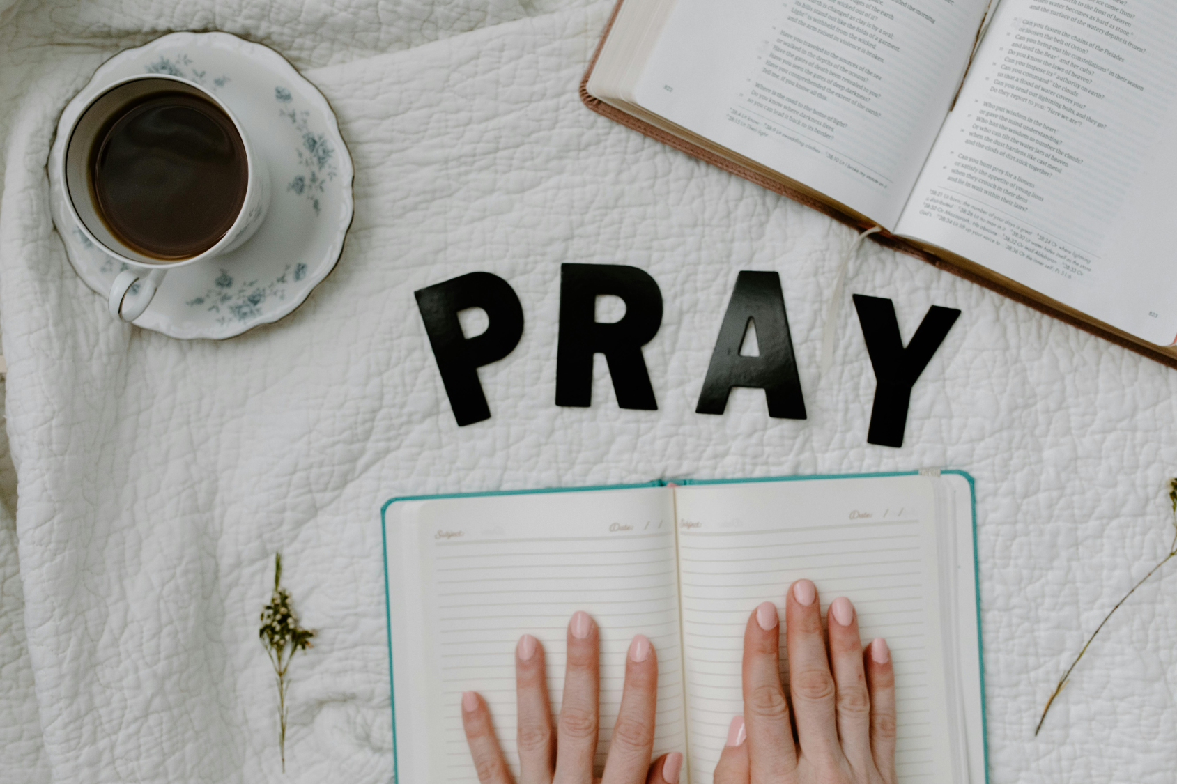 How to Start Prayer Journaling (Beginner-Friendly Guide)